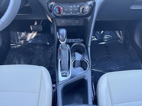 Used 2021 Buick Encore GX Preferred w/ Cold Weather Comfort Package image 20