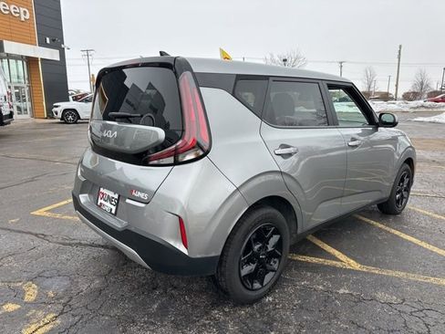Used 2024 Kia Soul LX w/ Option Group 015 image 12