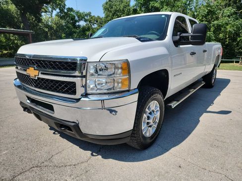 Used 2014 Chevrolet Silverado 2500 W/T RWD image 3