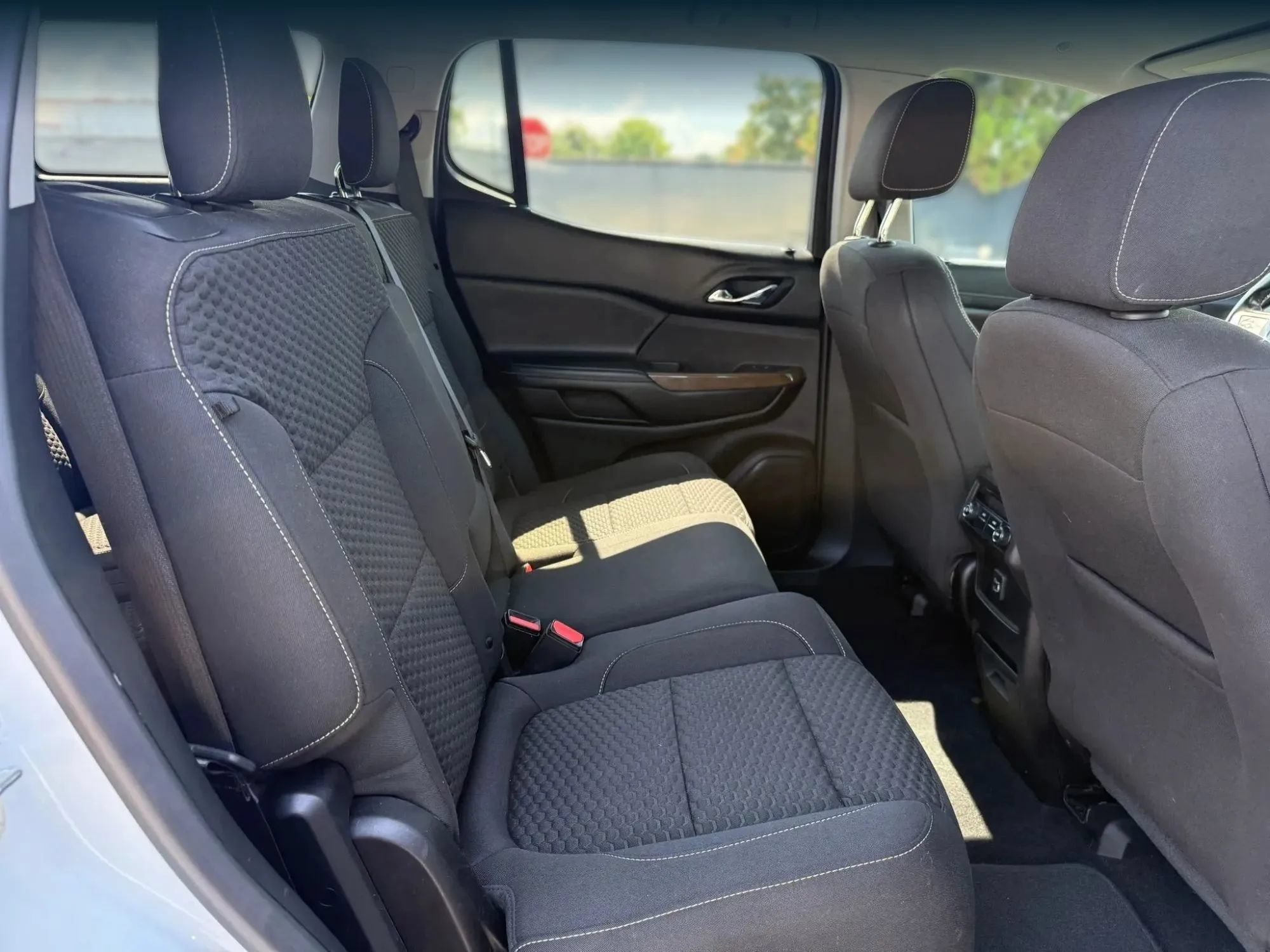Used 2019 GMC Acadia SLE w/ Driver Alert Package I AWD/4WD image 20