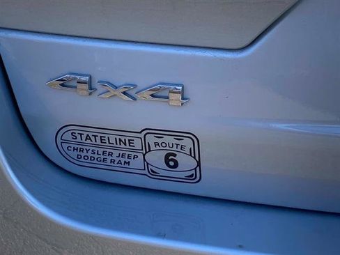 Used 2024 Jeep Grand Cherokee Limited image 7