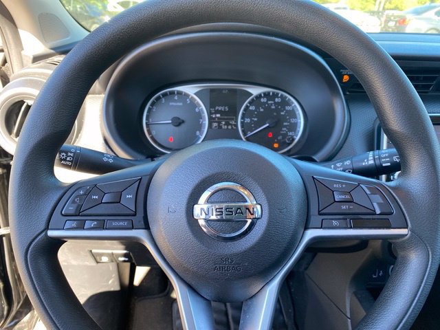 Used 2021 Nissan Kicks S FWD image 27
