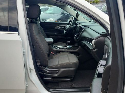 Used 2018 Chevrolet Traverse LT AWD/4WD image 21