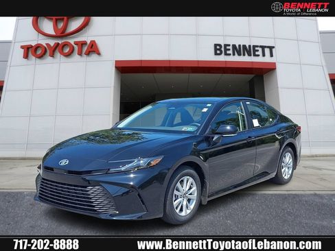 New 2026 Toyota Camry LE FWD image 1