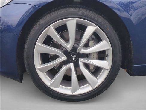 Used 2021 Tesla Model 3 Long Range image 23