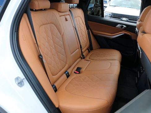 Used 2024 BMW X5 sDrive40i w/ Parking Assistance Package RWD image 32