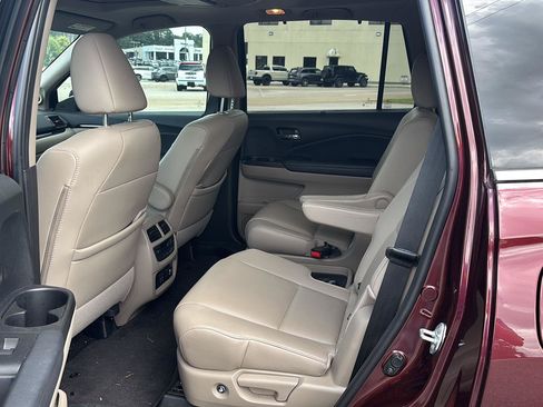 Used 2021 Honda Pilot Elite image 9