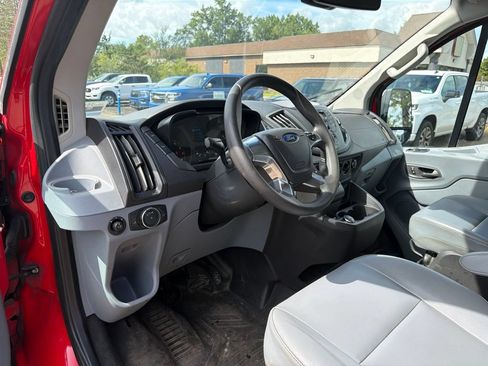 Used 2019 Ford Transit 150 XL RWD image 12