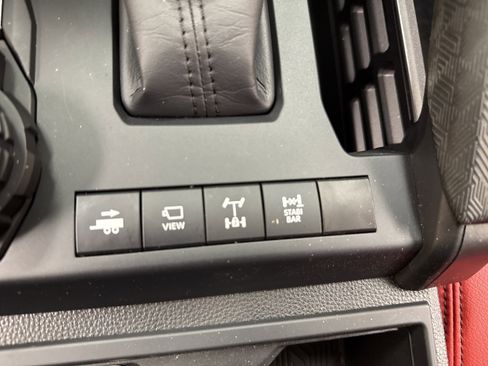 Used 2025 Toyota Tacoma TRD Pro image 39