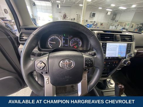 Used 2022 Toyota 4Runner Limited AWD/4WD image 15