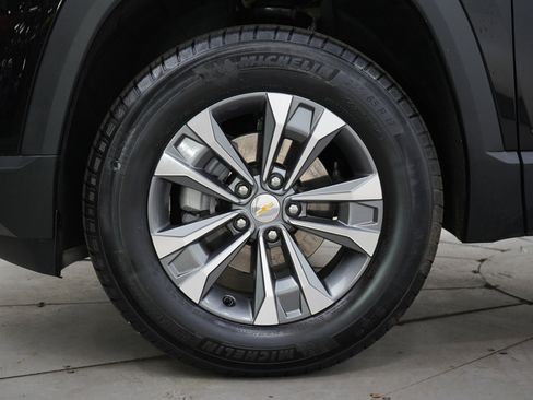 Used 2026 Chevrolet Equinox LT AWD/4WD image 28