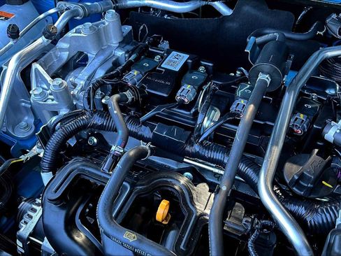 New 2026 Nissan Kicks SR image 17