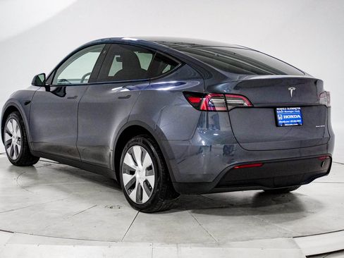 Used 2023 Tesla Model Y Long Range image 5