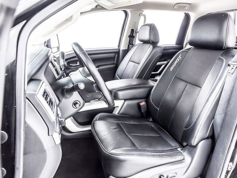 Used 2018 Nissan Titan PRO-4X w/ Pro-4x Convenience Package image 23