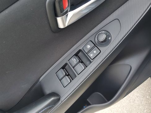 Used 2017 Toyota Yaris iA image 18