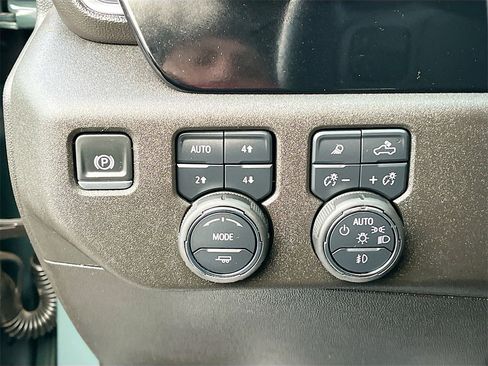 Used 2025 Chevrolet Silverado 3500 LT w/ All Star Edition image 10