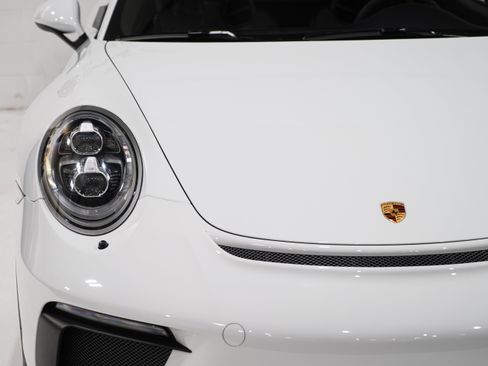 Used 2018 Porsche 911 GT3 RWD image 28