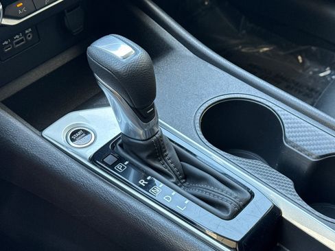 Certified 2025 Nissan Altima 2.5 SV FWD image 23