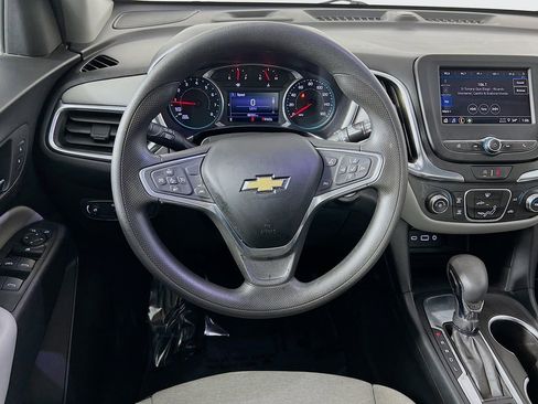 Used 2022 Chevrolet Equinox LS w/ LS Convenience Package image 11