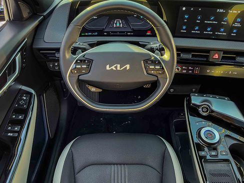 Certified 2024 Kia EV6 GT-Line image 16