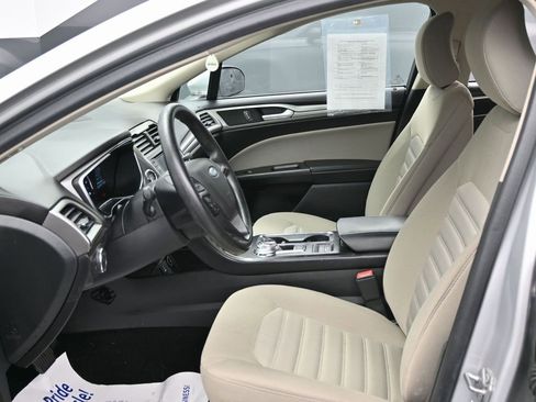 Used 2018 Ford Fusion S image 16