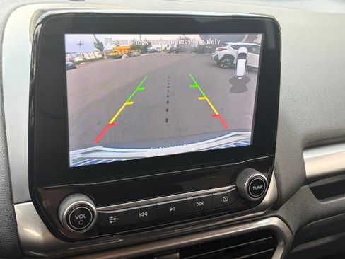Used 2020 Ford EcoSport SE FWD image 21