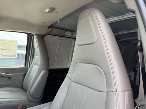 New 2026 Chevrolet Express 3500 Extended RWD image 12