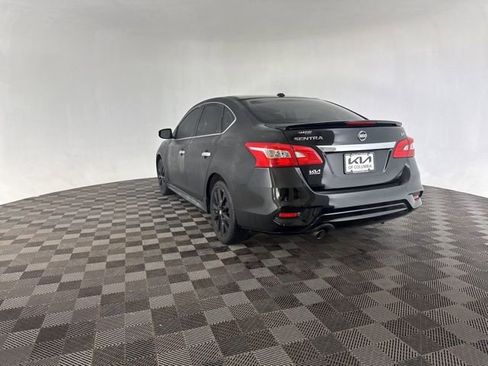 Used 2017 Nissan Sentra SR w/ SR Midnight Edition image 10