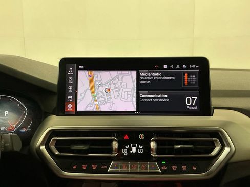 Used 2022 BMW X3 sDrive30i w/ Premium Package 2 (ZPA) RWD image 11