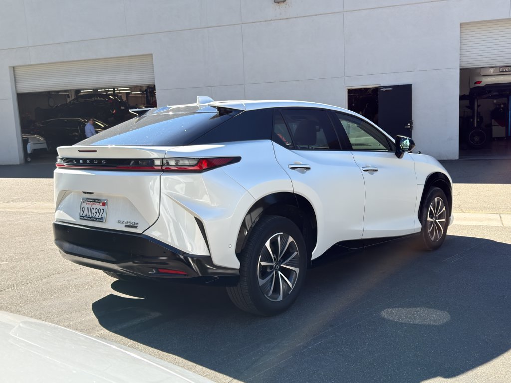 Used 2023 Lexus RZ 450e Premium w/ Technology Package AWD/4WD image 2