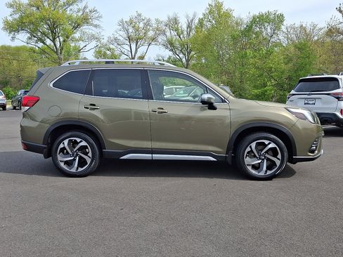 Used 2023 Subaru Forester Touring AWD/4WD image 8