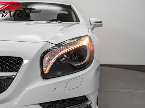 Used 2015 Mercedes-Benz SL 550 image 18