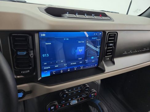 Used 2023 Ford Bronco Wildtrak AWD/4WD image 13