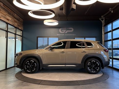 Used 2023 MAZDA CX-50 Meridian Edition w/ Apex Package image 6