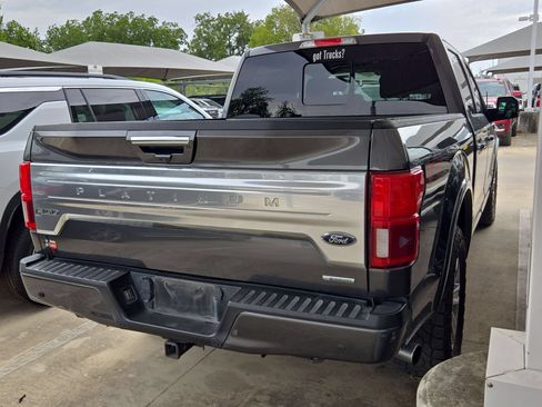 Used 2018 Ford F150 Platinum w/ Equipment Group 701A Luxury AWD/4WD image 7