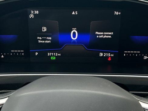 Certified 2023 Volkswagen Tiguan SE w/ Panoramic Sunroof Package image 25