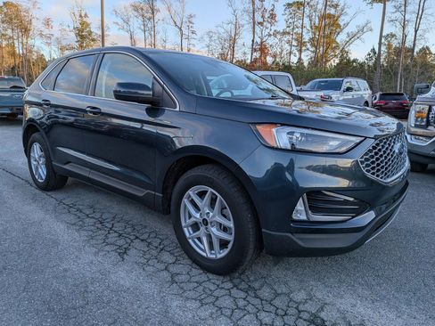 Certified 2024 Ford Edge SEL w/ Convenience Package image 2