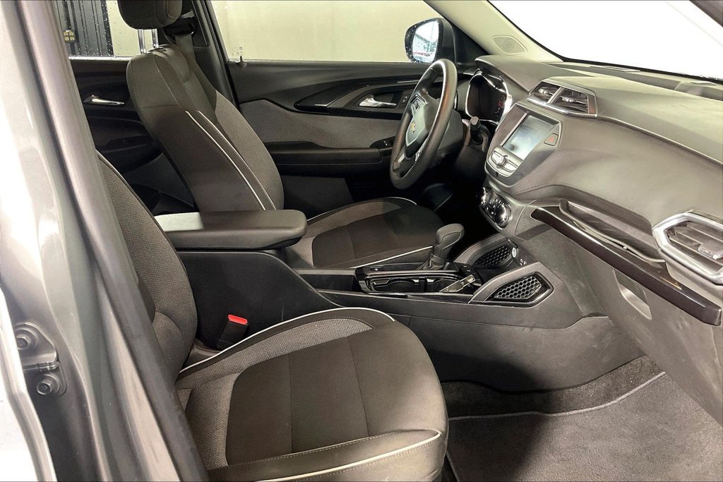 Used 2023 Chevrolet TrailBlazer LT FWD image 9