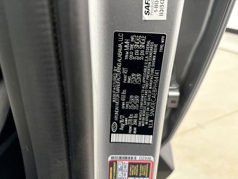 Used 2023 Hyundai Tucson Limited image 11