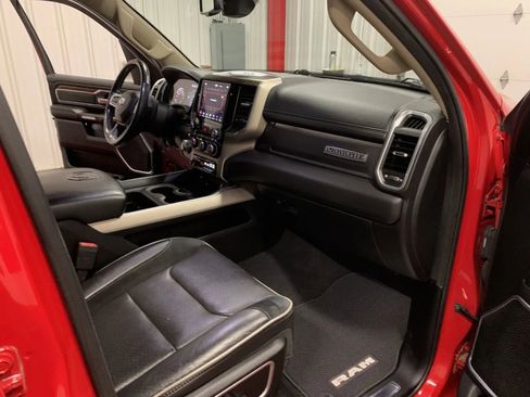 Used 2019 RAM 1500 Laramie image 51