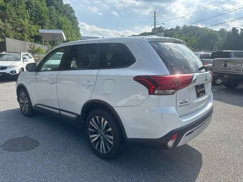 Used 2020 Mitsubishi Outlander SE AWD/4WD image 4
