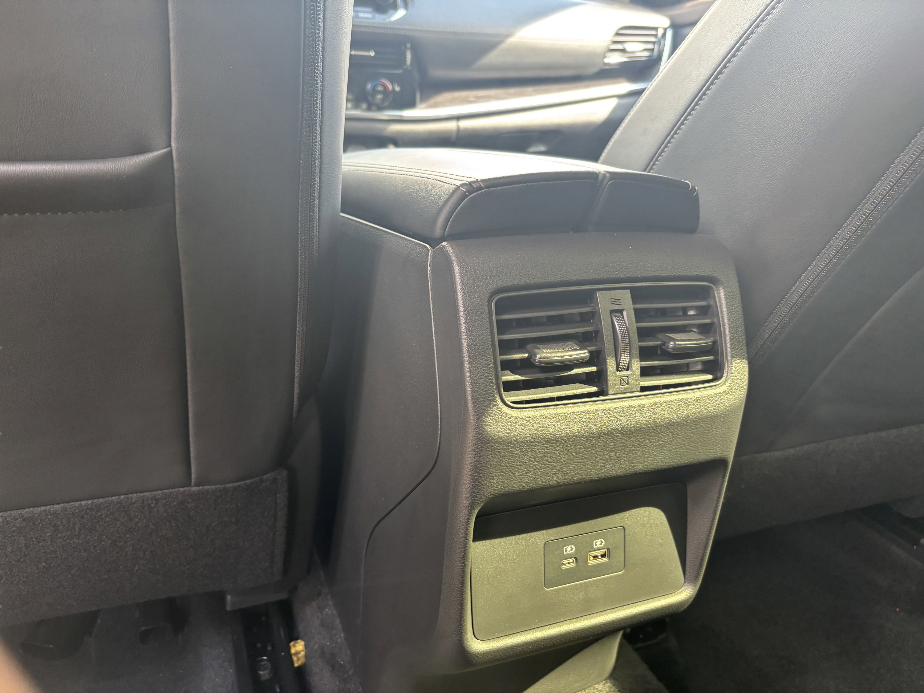 Used 2023 Nissan Rogue Platinum AWD/4WD image 14