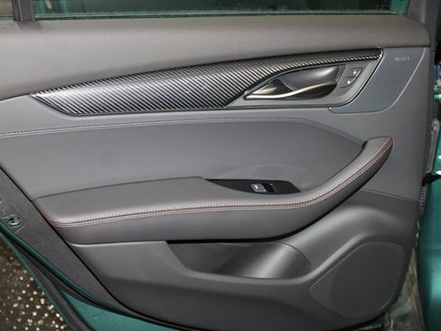 Used 2025 Cadillac CT5 V w/ Technology Package image 38