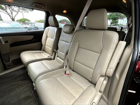 Used 2017 Honda Odyssey EX-L image 19