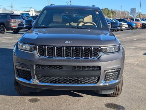 New 2025 Jeep Grand Cherokee L Limited image 3