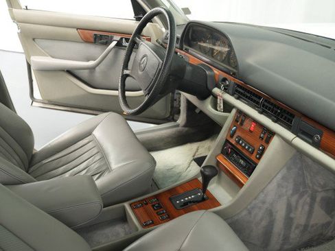 Used 1987 Mercedes-Benz 300 SDL image 45