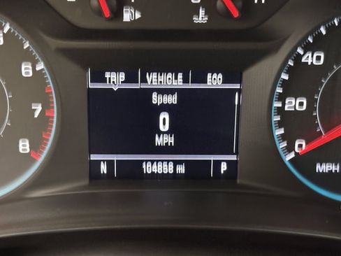 Used 2018 Chevrolet Malibu LT FWD image 32