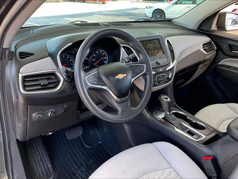 Used 2019 Chevrolet Equinox LS image 16