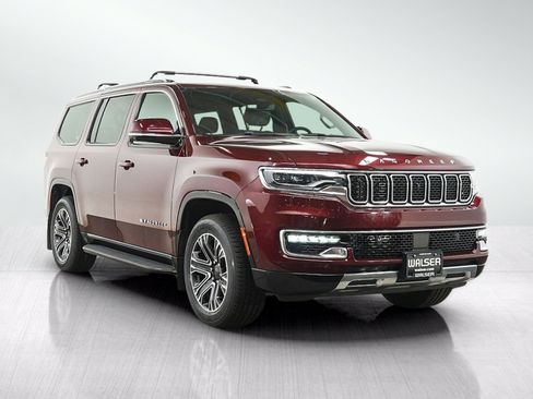 Used 2022 Jeep Wagoneer Series III w/ Convenience Group I AWD/4WD image 7
