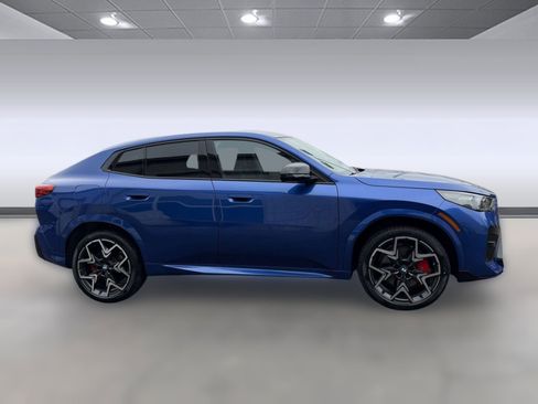 Certified 2025 BMW X2 M35i w/ Premium Package image 8